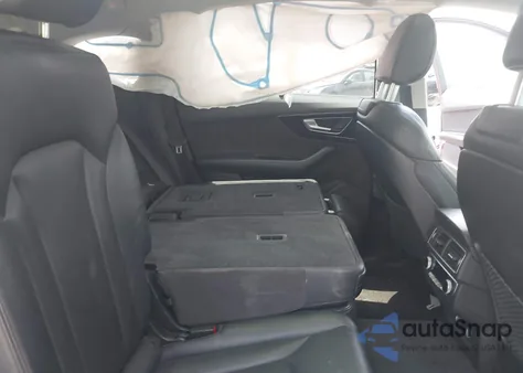 2018 Audi Q7 3.0T Premium z USA, uszkodzony, nr VIN WA1VAAF79JD035654